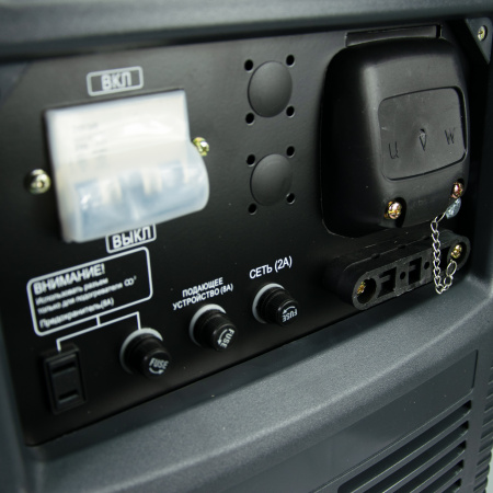 Инвертор полуавтоматической сварки TW Dart-500 DP (IGBT/ 500A / 380V)(комплект горелка+клемма)